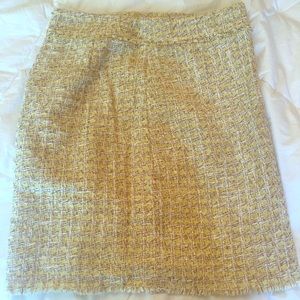 Timeless Ann Taylor Petite tweed pencil skirt